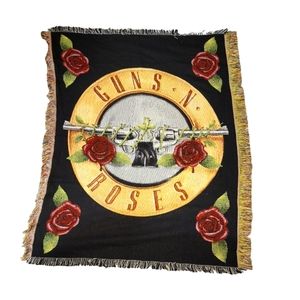 Gun's N Roses Throw